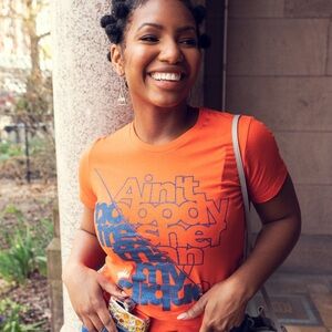 Izzy & Liv Ain’t Nobody Fresher Than My Clique Tshirt